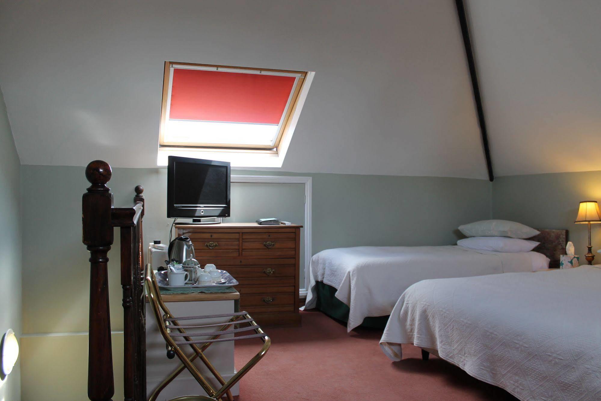 Cambridge Bed & Breakfast Bed & Breakfast 4*